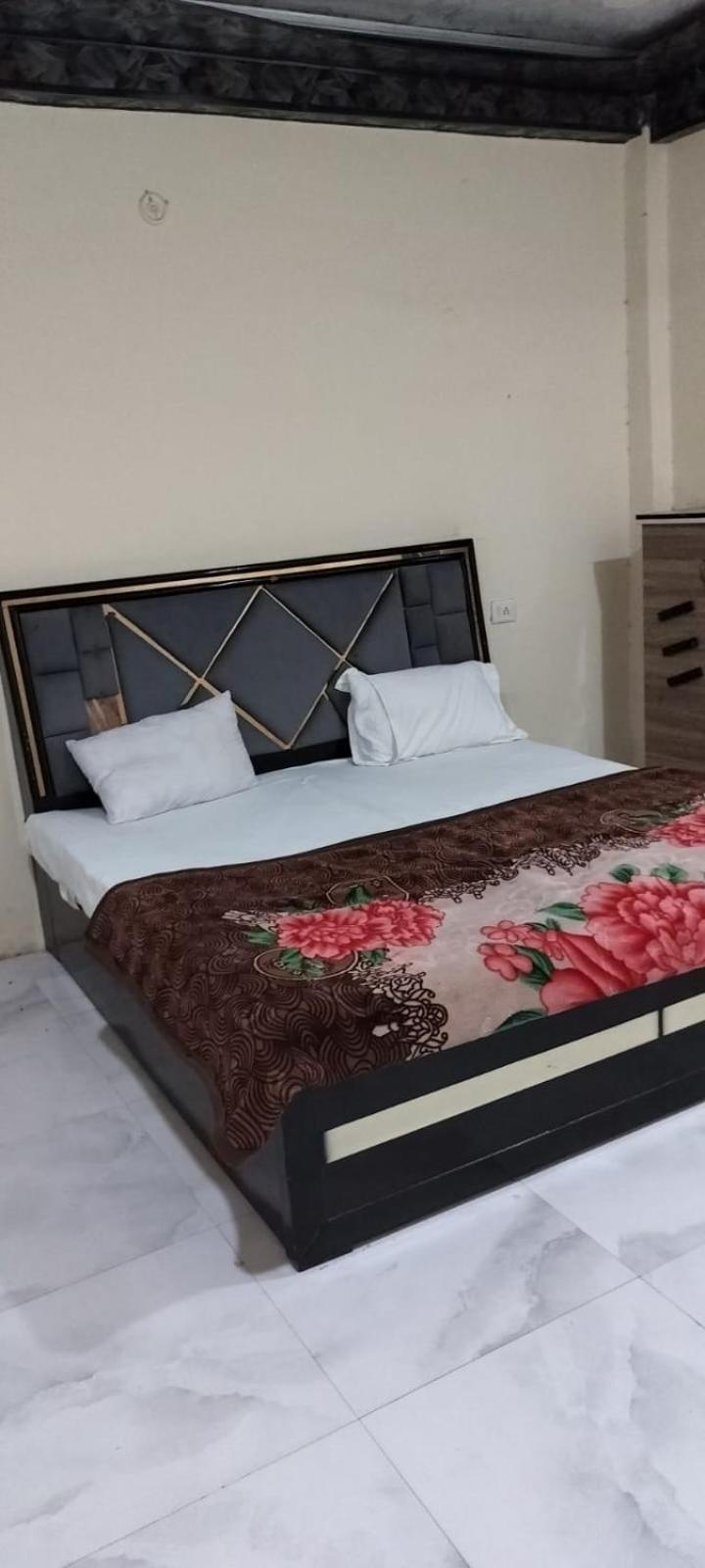 Guest house Dham