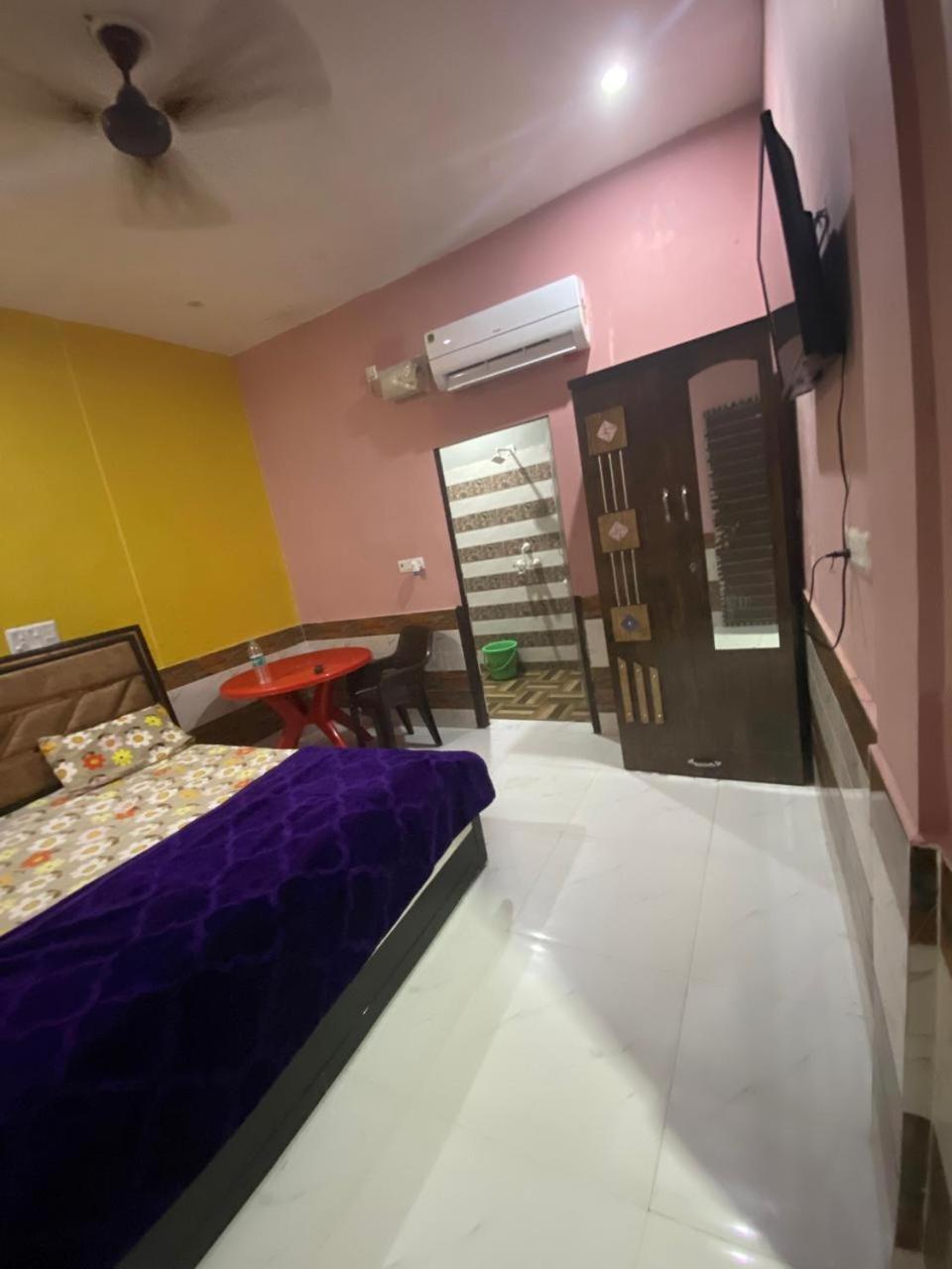 Dham Guest house