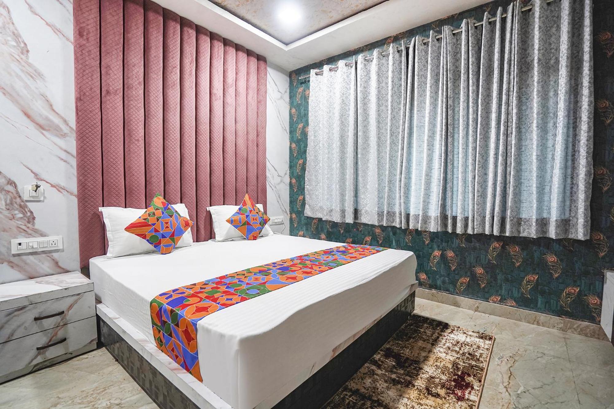 Fabhotel Shree Priya Pritam Dham Hotel 3*