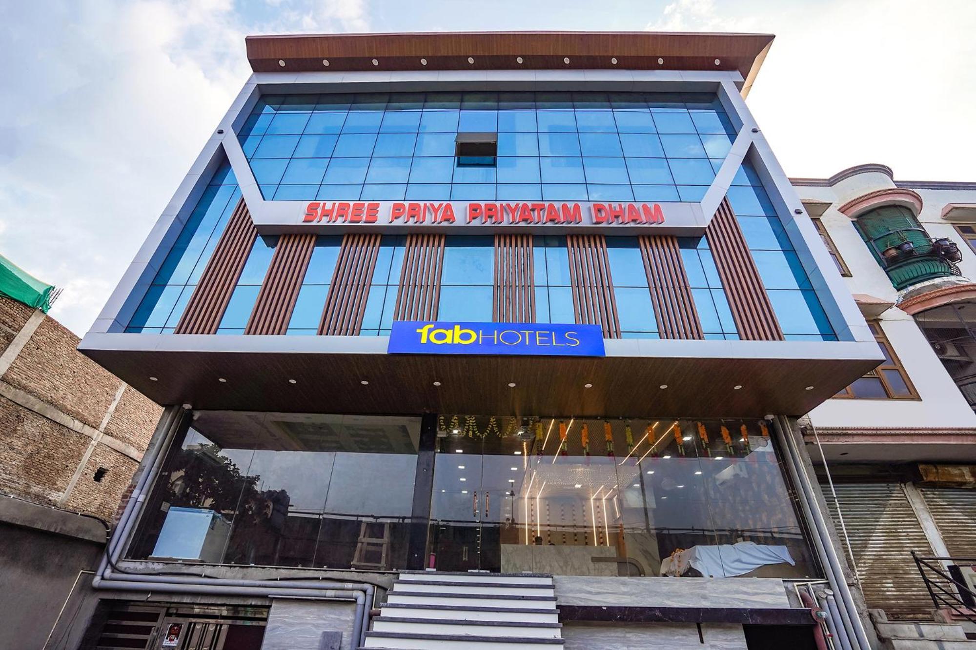 Hotel Fabhotel Shree Priya Pritam Dham