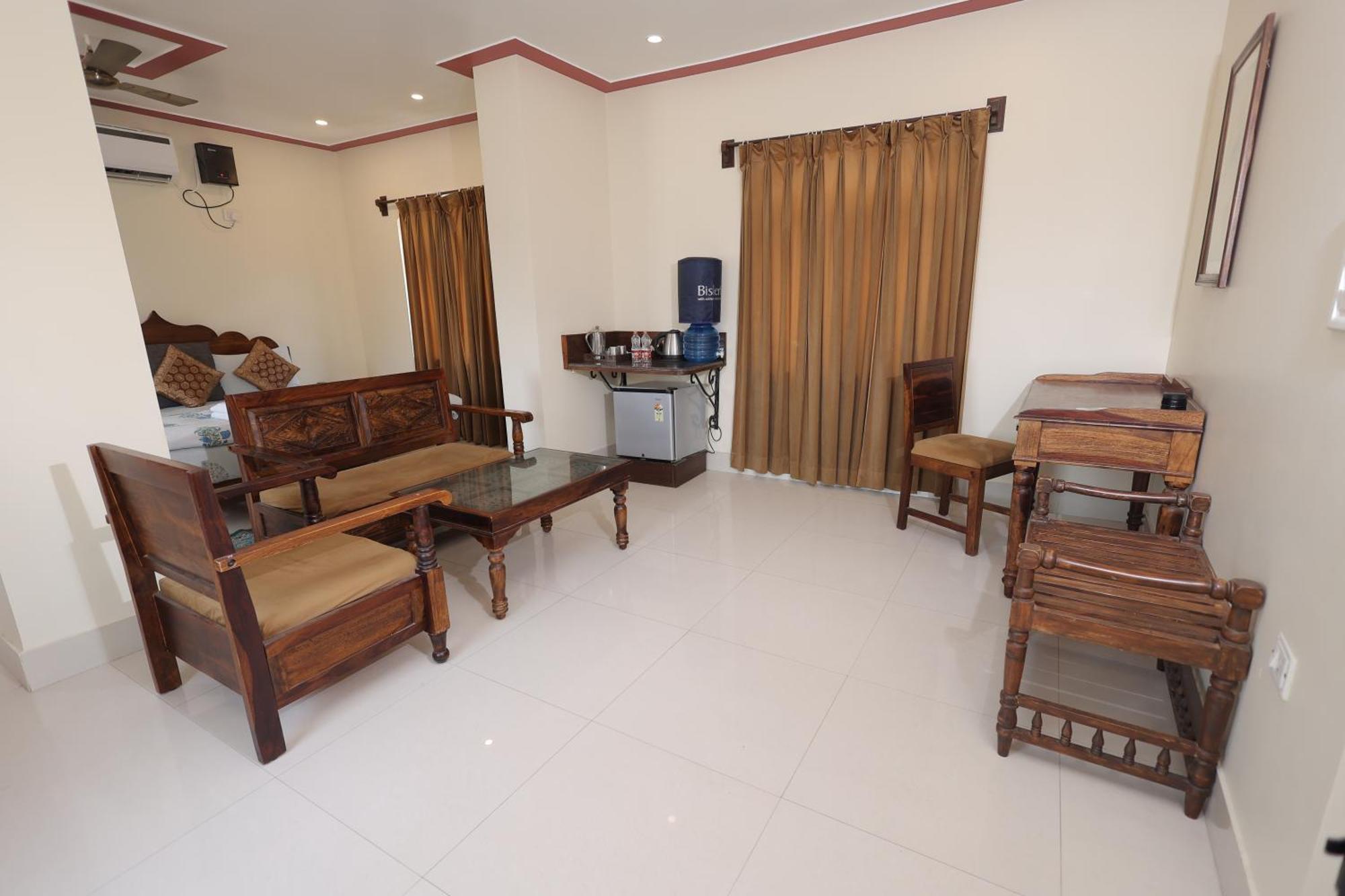 Mvt & Restaurant Hotel 3*