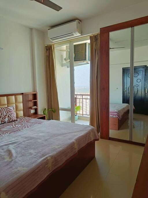 Salokya - A Peaceful 1bhk In Apartment Vrindavan