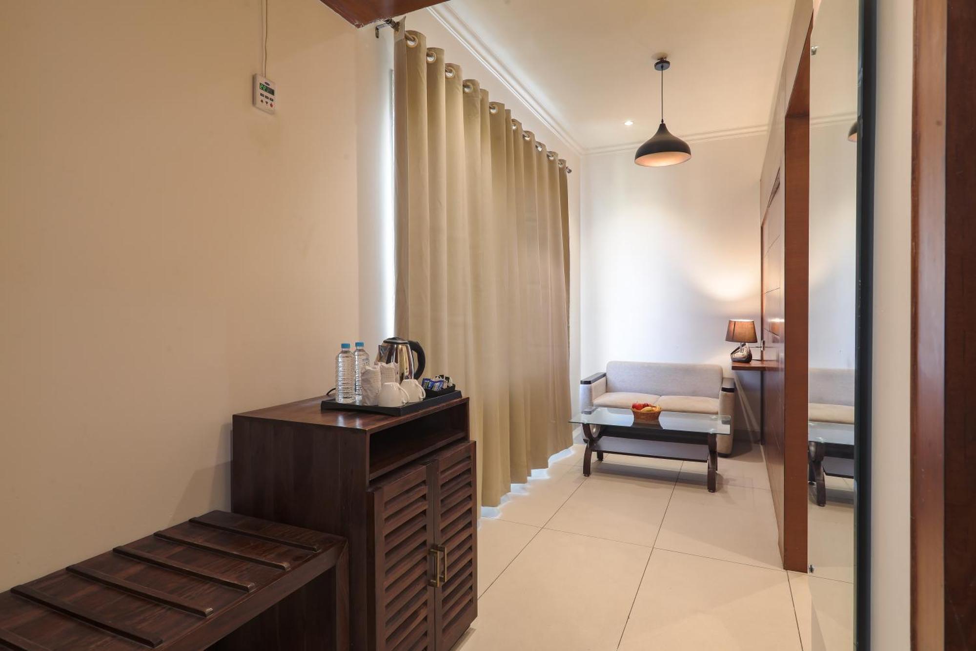 The Vrindwoods 4*