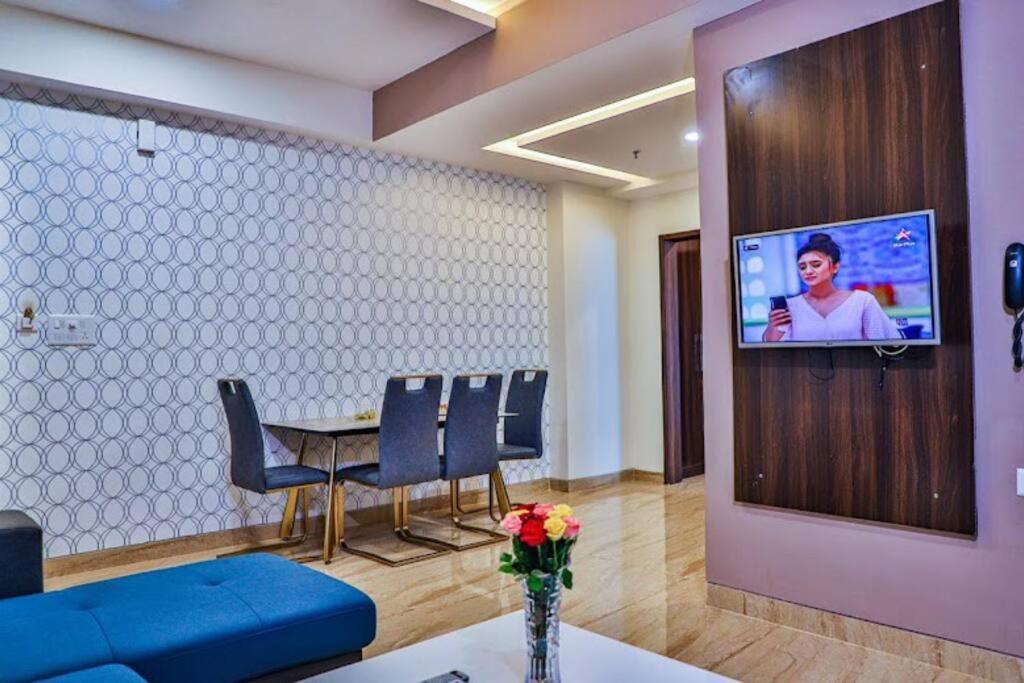 Apartment Stylish#fully Furnished 1bhk In *