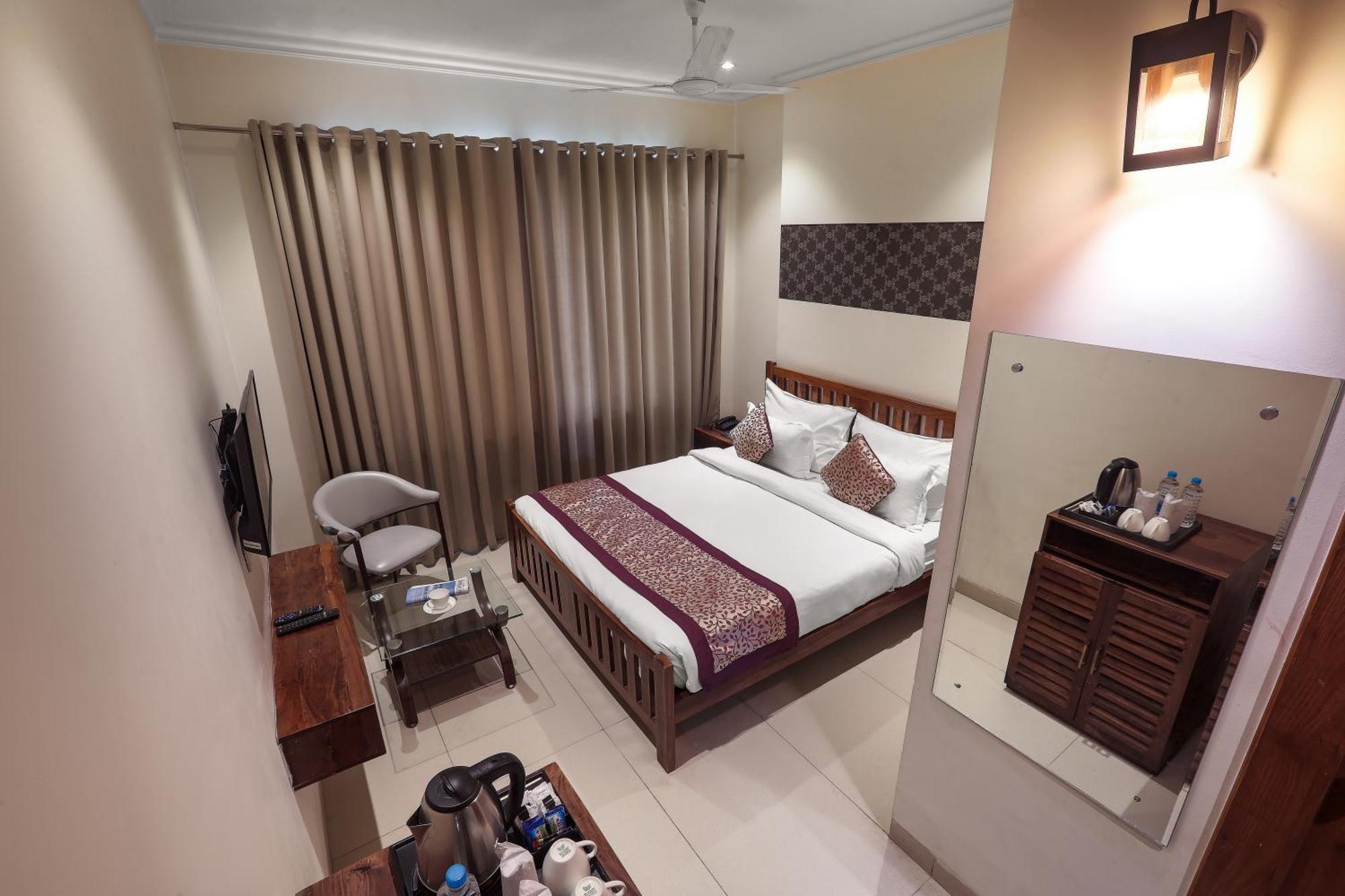The Vrindwoods Hotel 4*