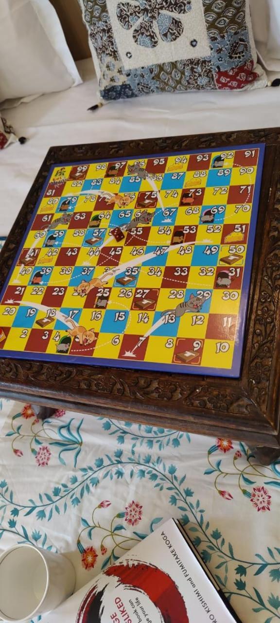Apartment Vasudev Kutumb Atithi Devo Bava Vrindavan