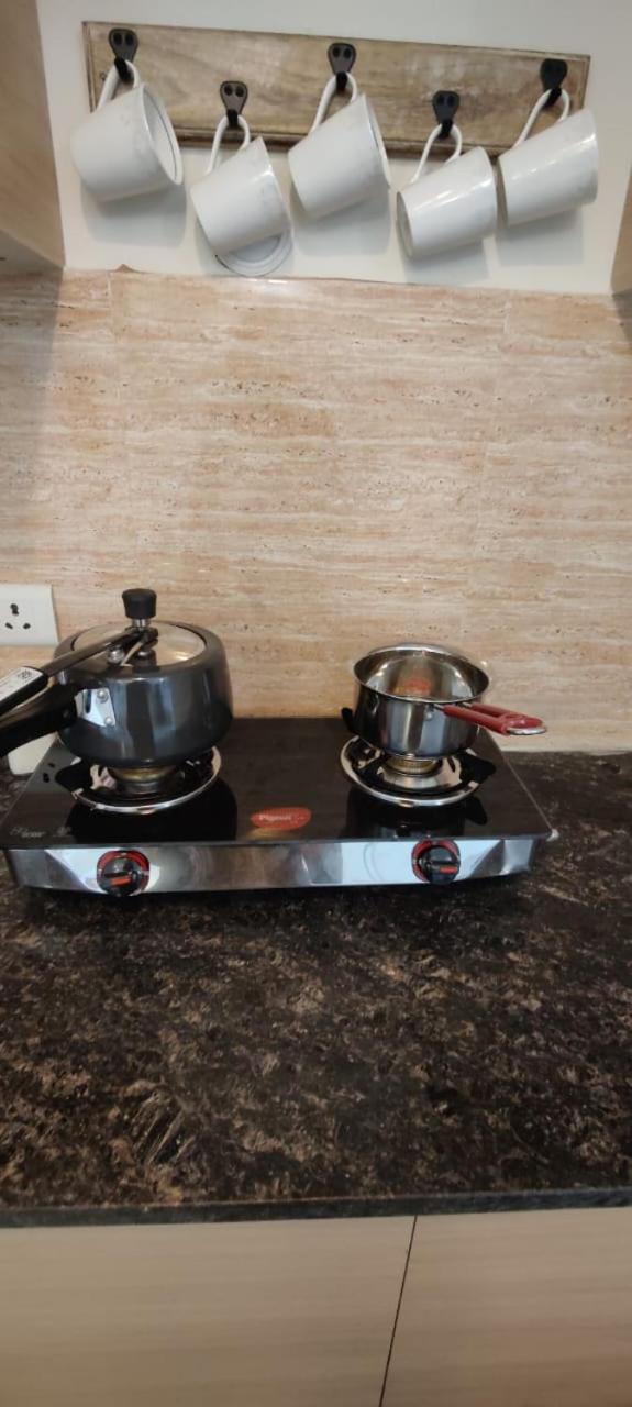 Vasudev Kutumb Atithi Devo Bava Apartment Vrindavan