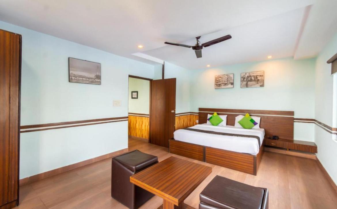 Guest house Gujarati Bhawan - Luxe - Near Prem Mandir *