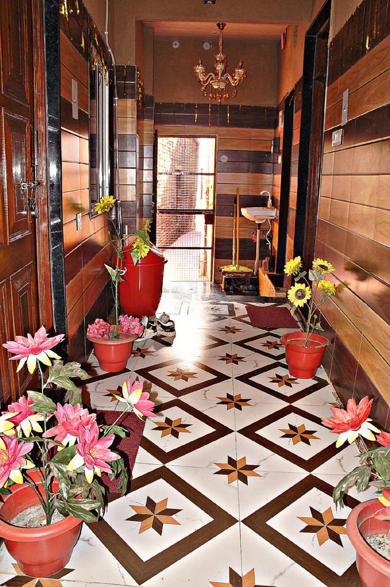 Tirupati Bhawan *