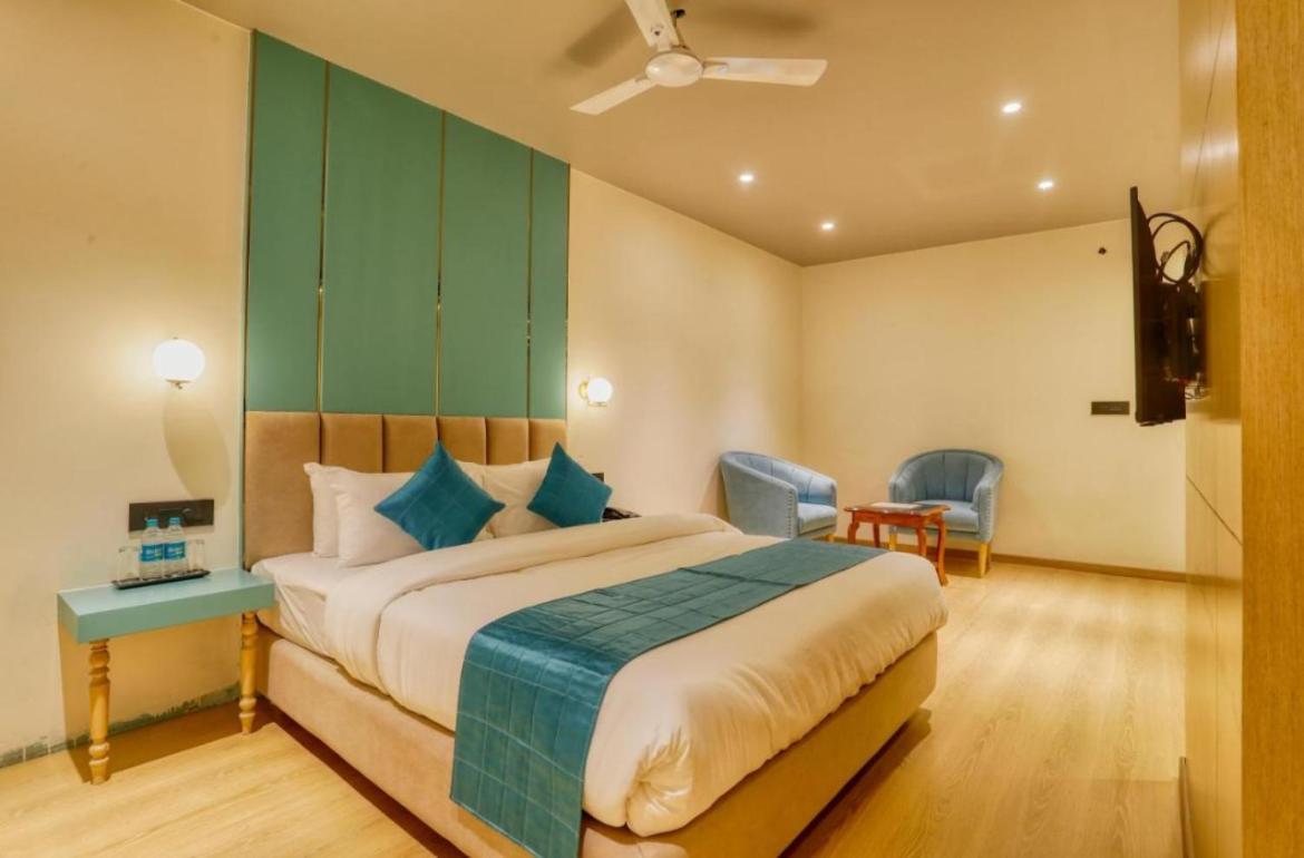 Hotel Crystal