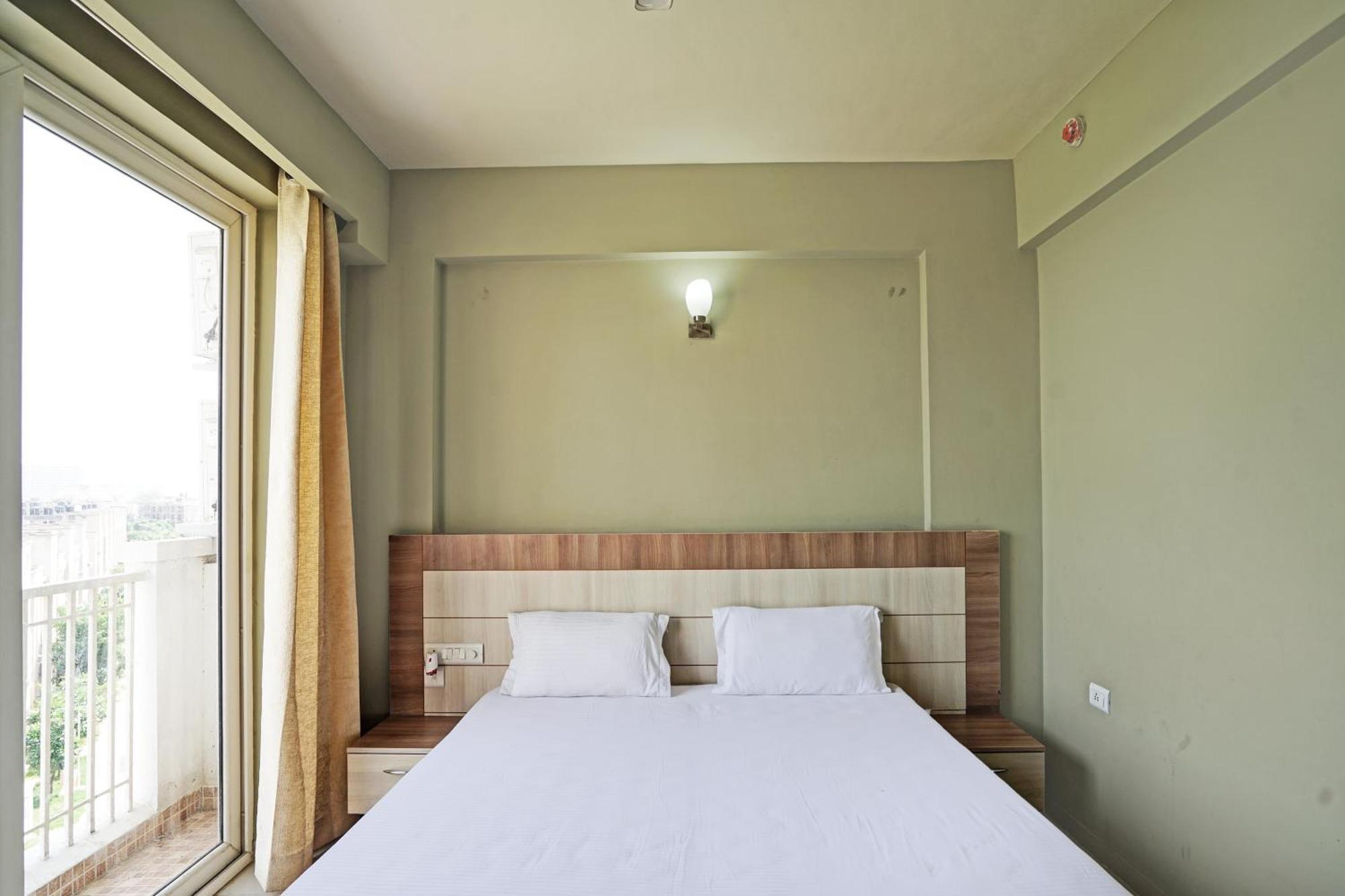 Hotel O Anirbhav Dham