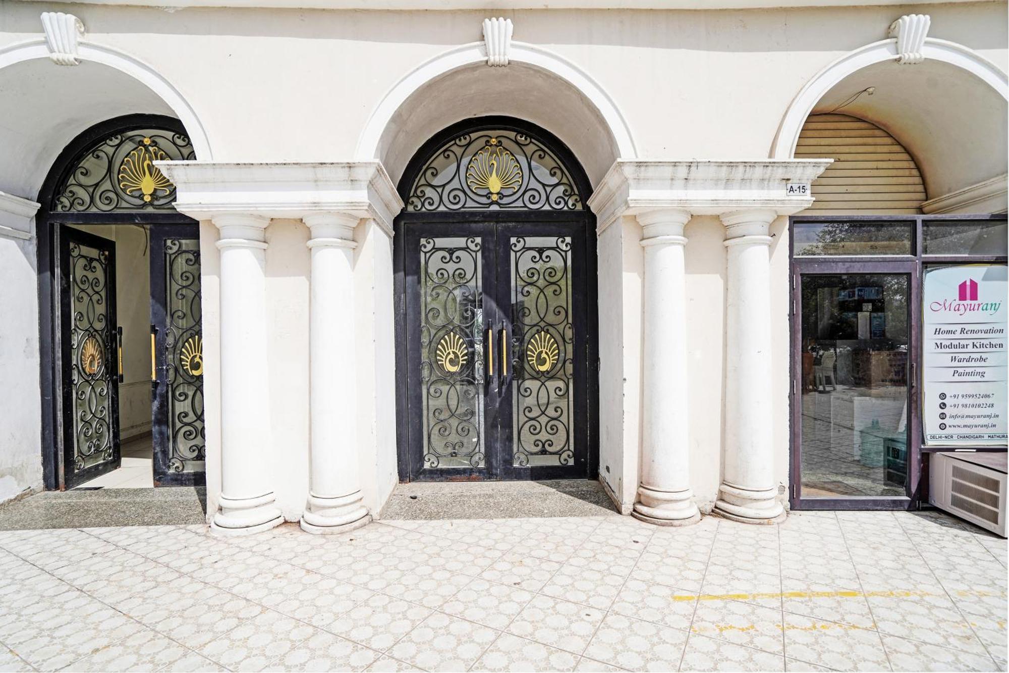 O Anirbhav Dham Hotel