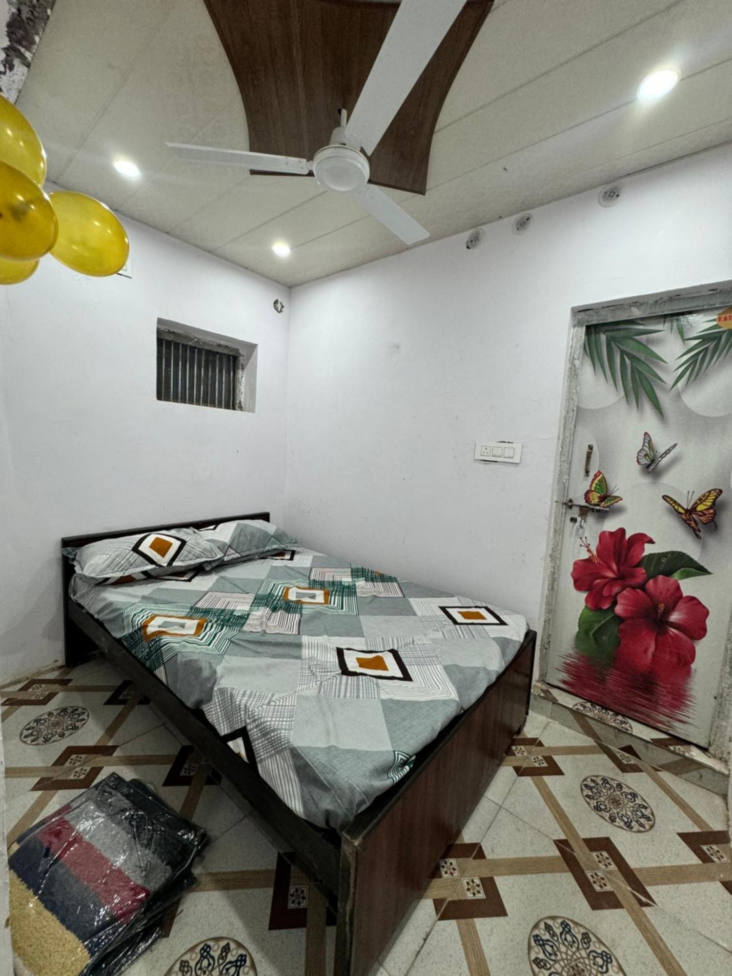 Guest house Pakhi Residency *