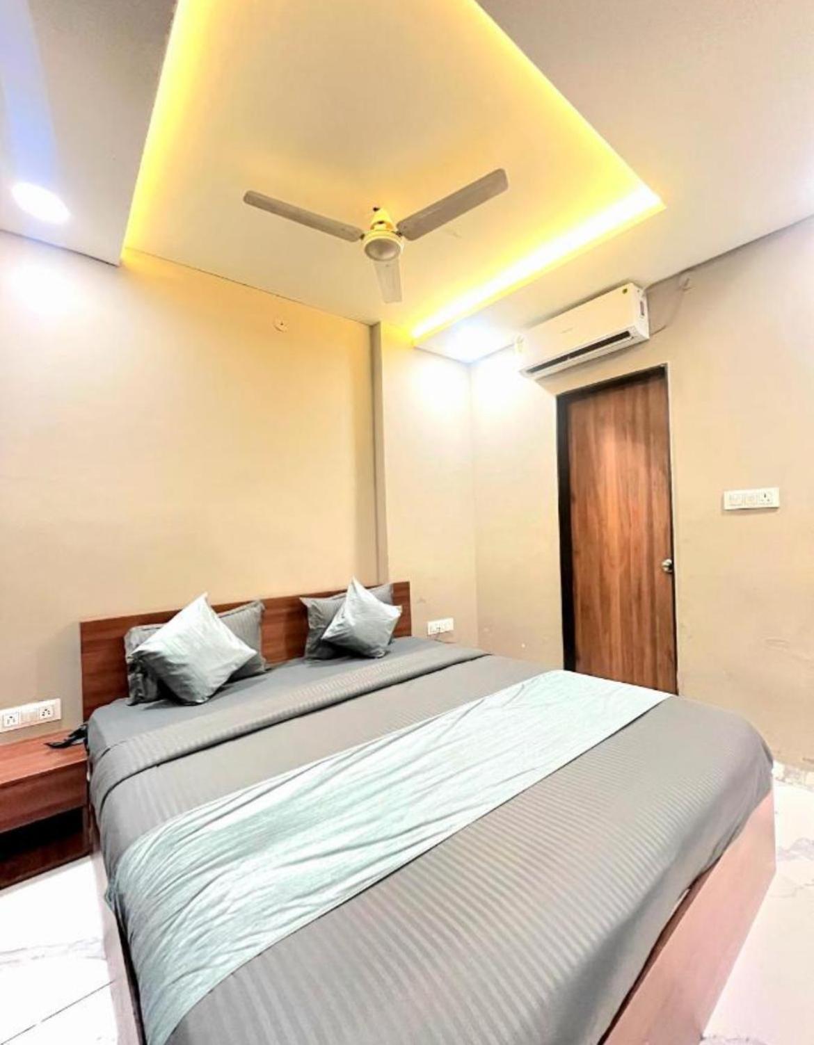 Urban Holiday House Best Rated Guest house Vrindavan