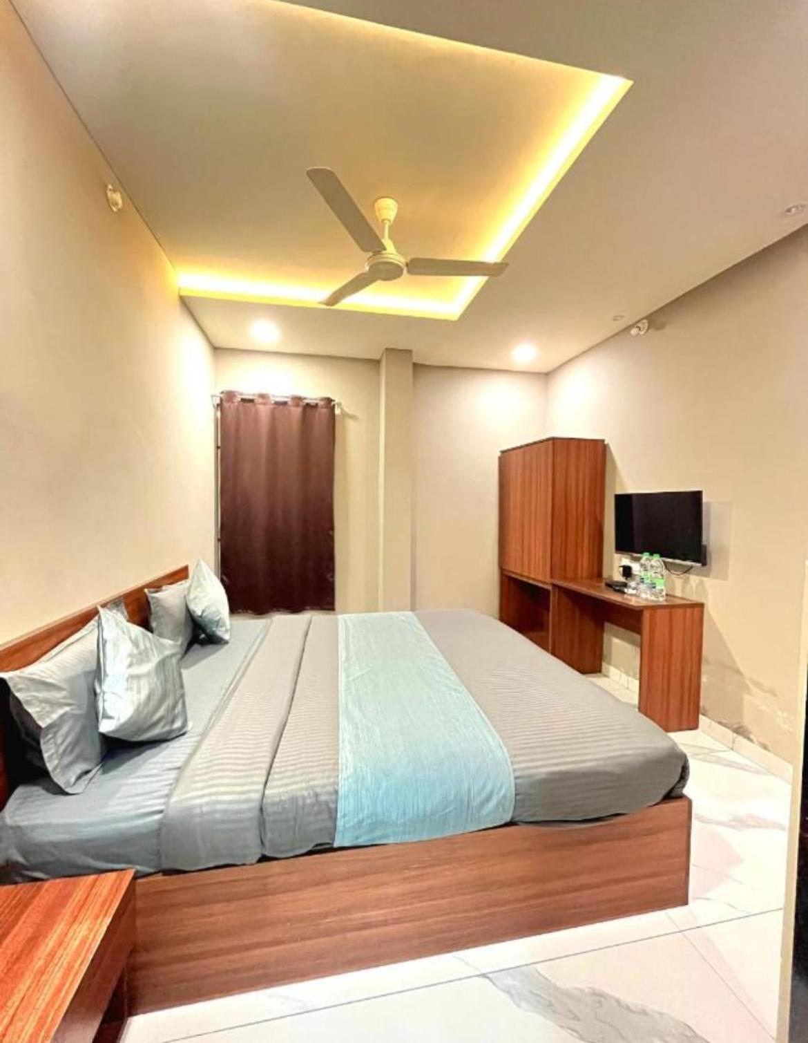 Urban Holiday House Best Rated