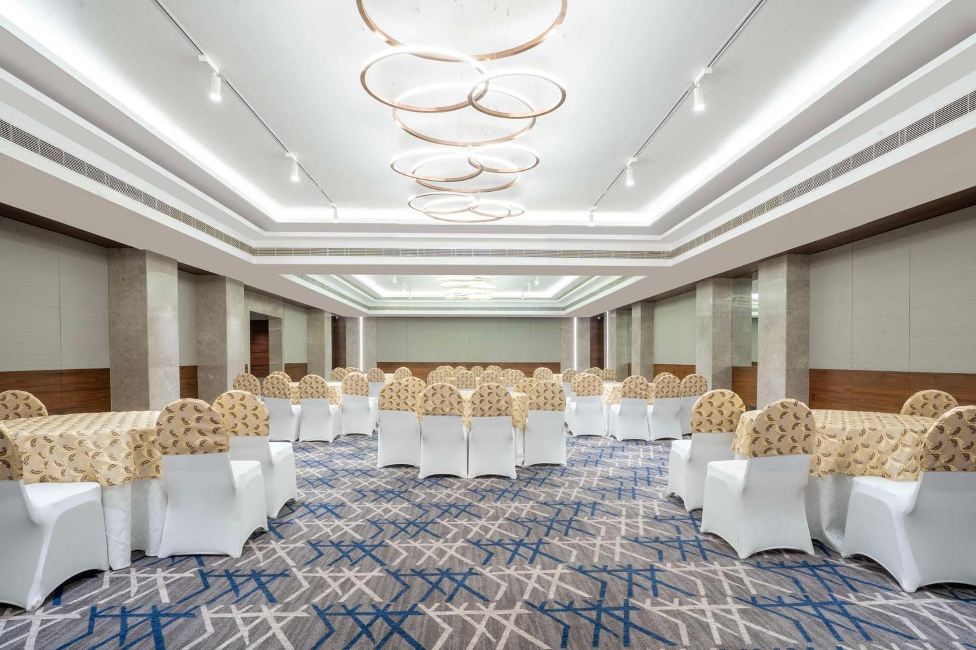 Hotel Radisson Vrindavan