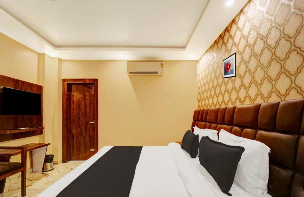 Golden Gate By Gujarat Luxe 3* Vrindavan