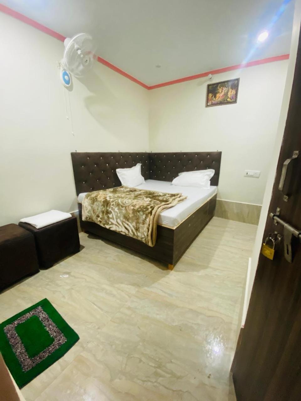 Ved Bhawan Guest house *