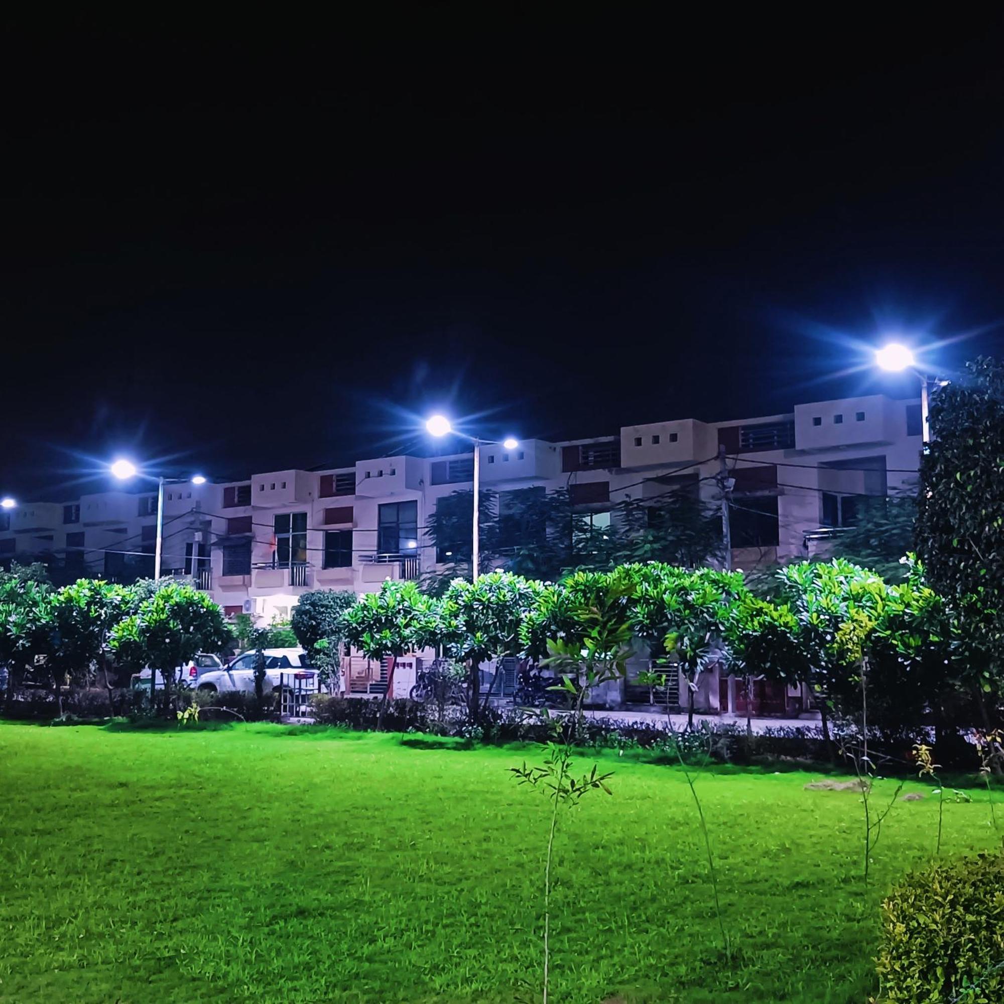 Villa Spritual Vrindavan