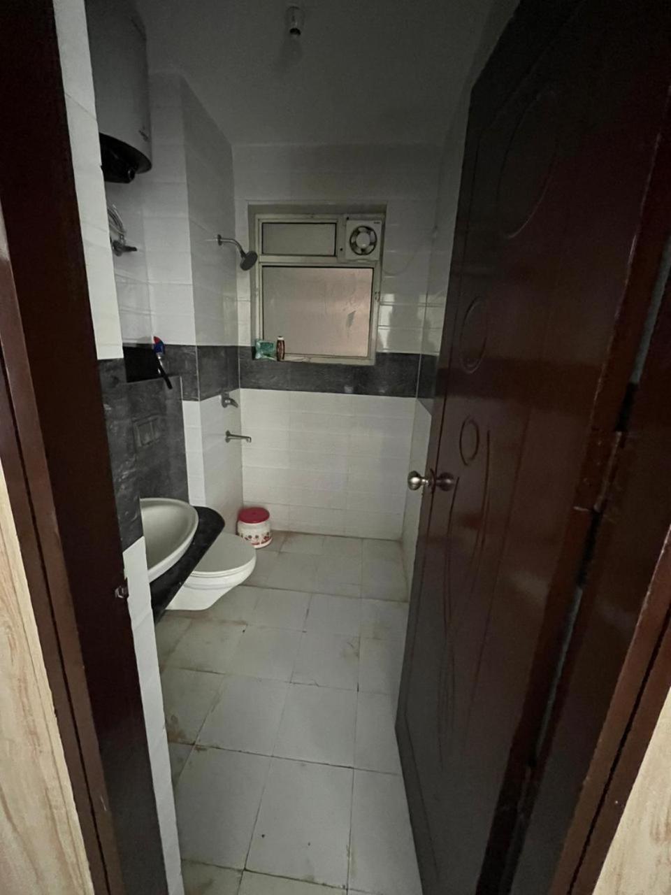 Entire Studio At Mandikini Apartment *