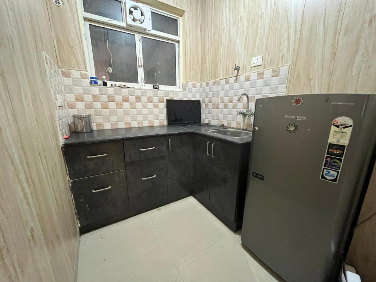 Entire Studio At Mandikini *