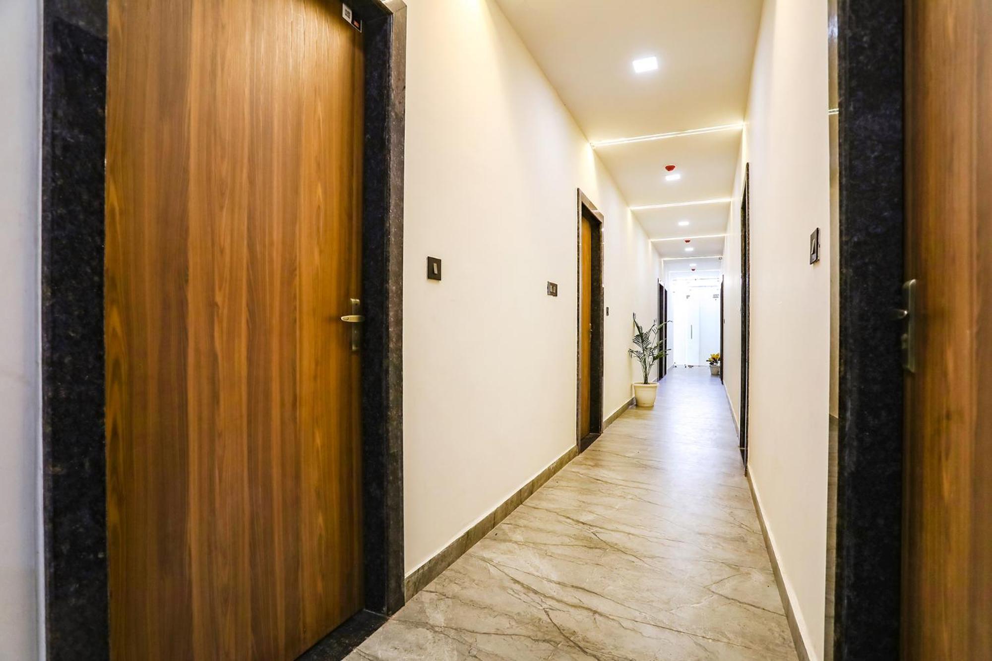 Hotel Fabhotel Vasudha