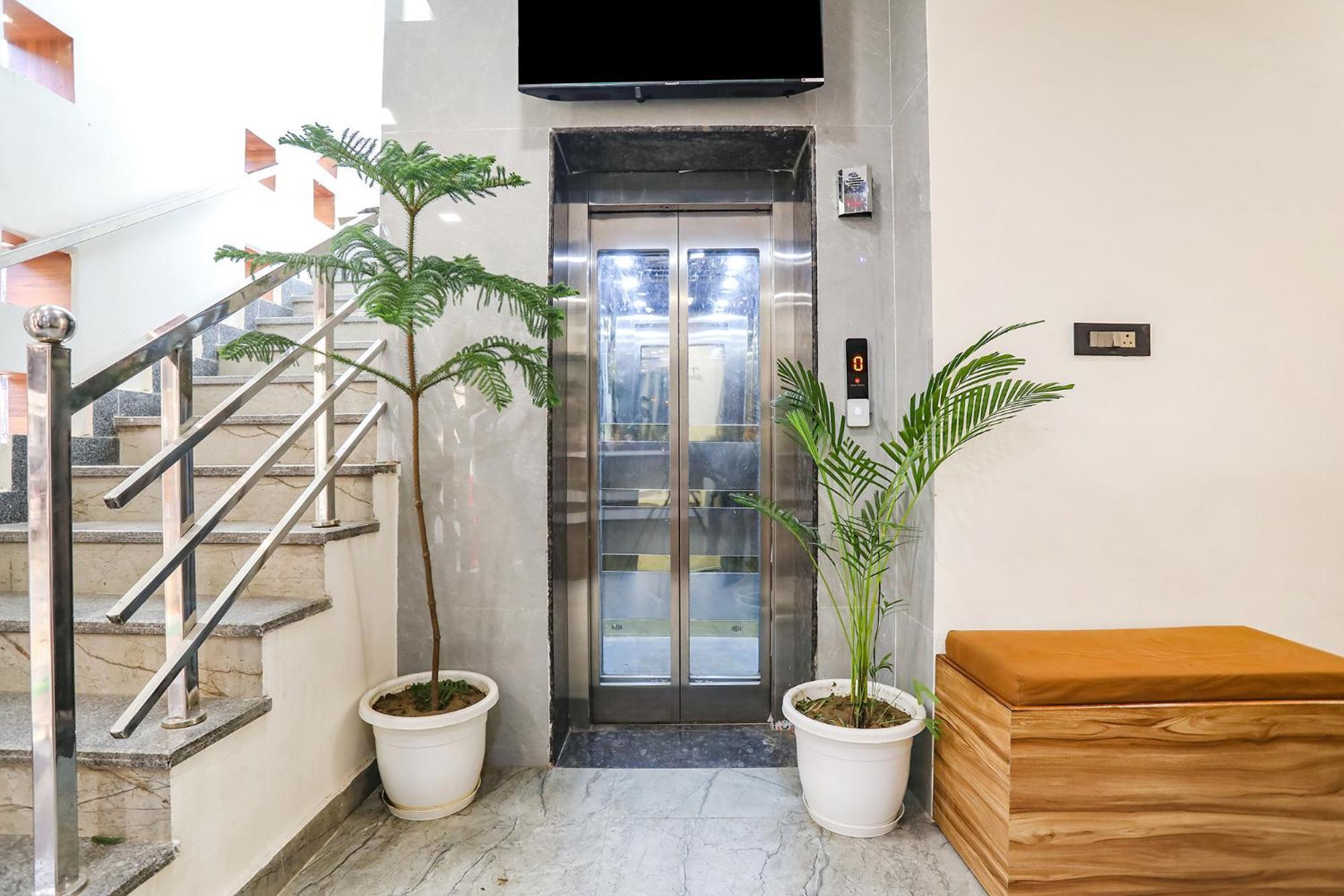 Hotel Fabhotel Vasudha 3*