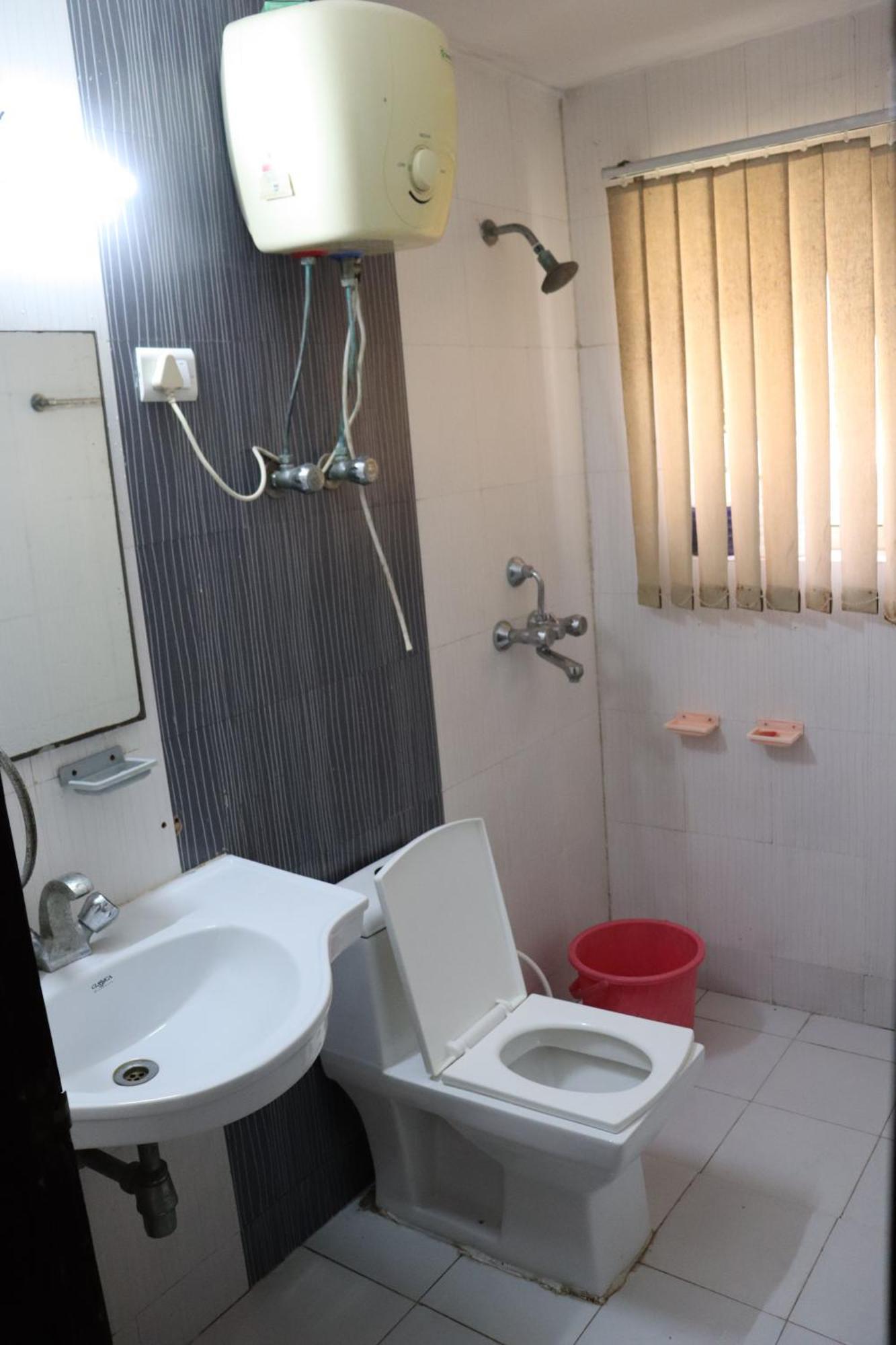 Hotel K.d. Dham Near Prem Mandir *