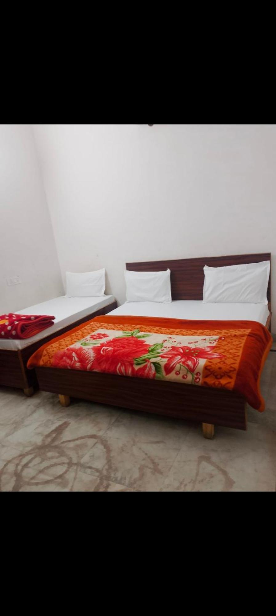 Shri Ji Kripa Kunj Guest house Vrindavan