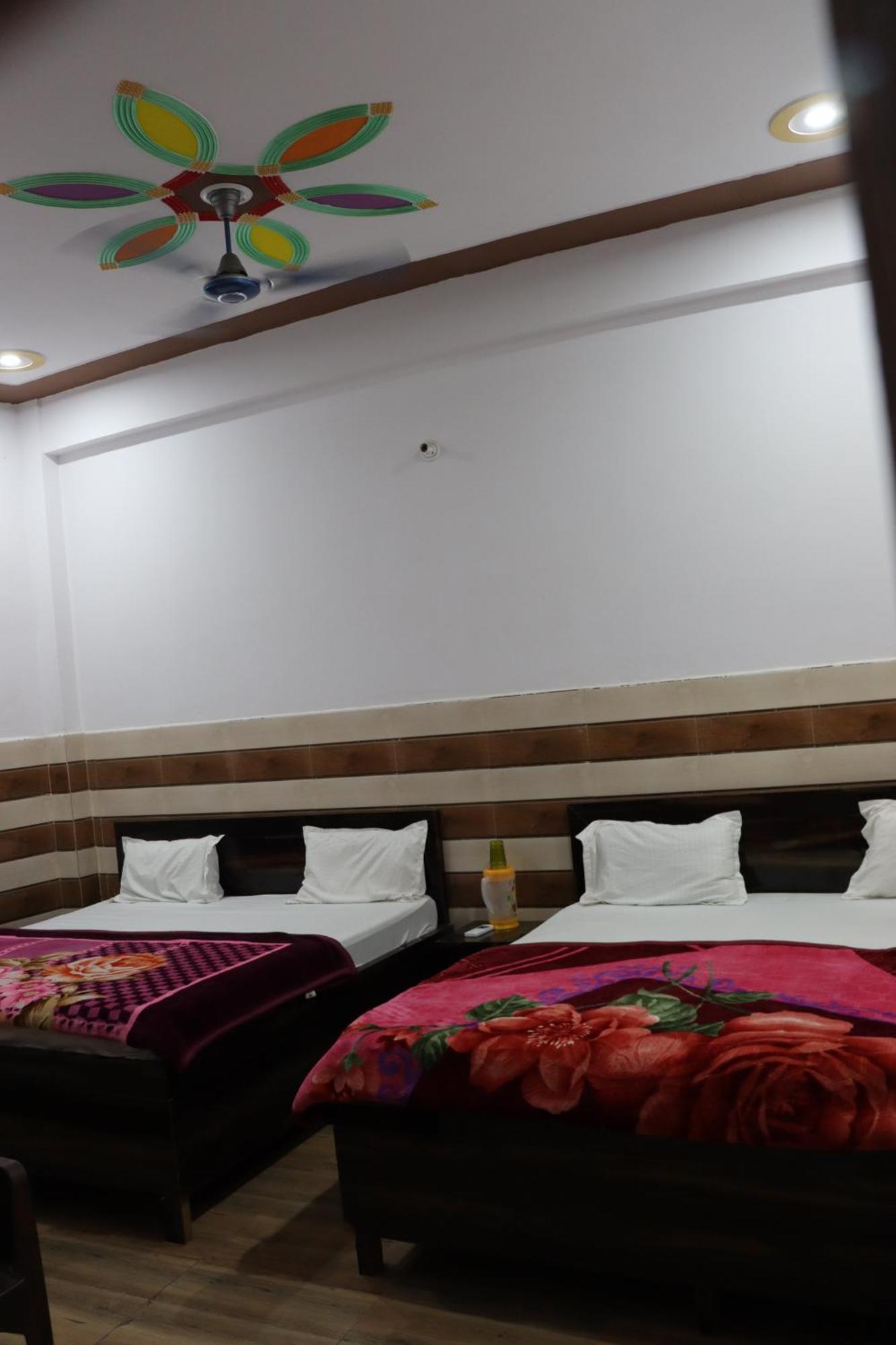 Shri Kamal Dham - Near Prem Mandir *