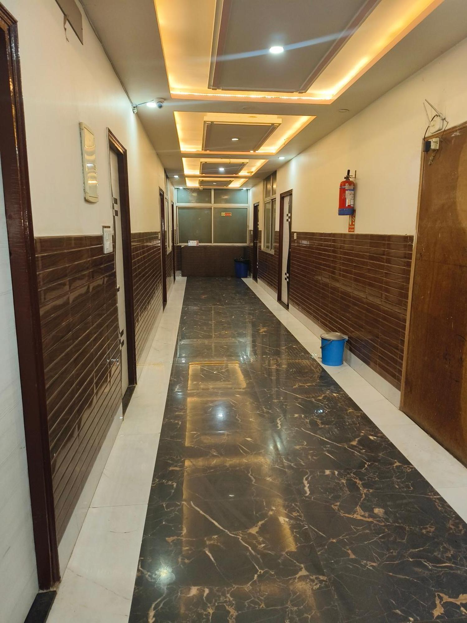 Shri Kamal Dham - Near Prem Mandir