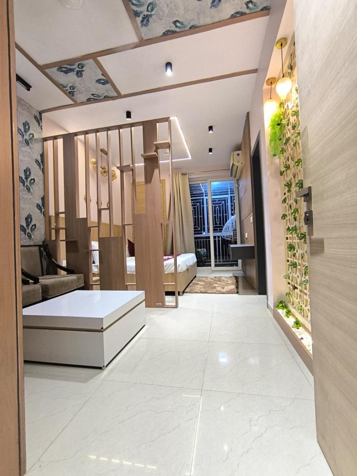 Serenity & 4* Vrindavan