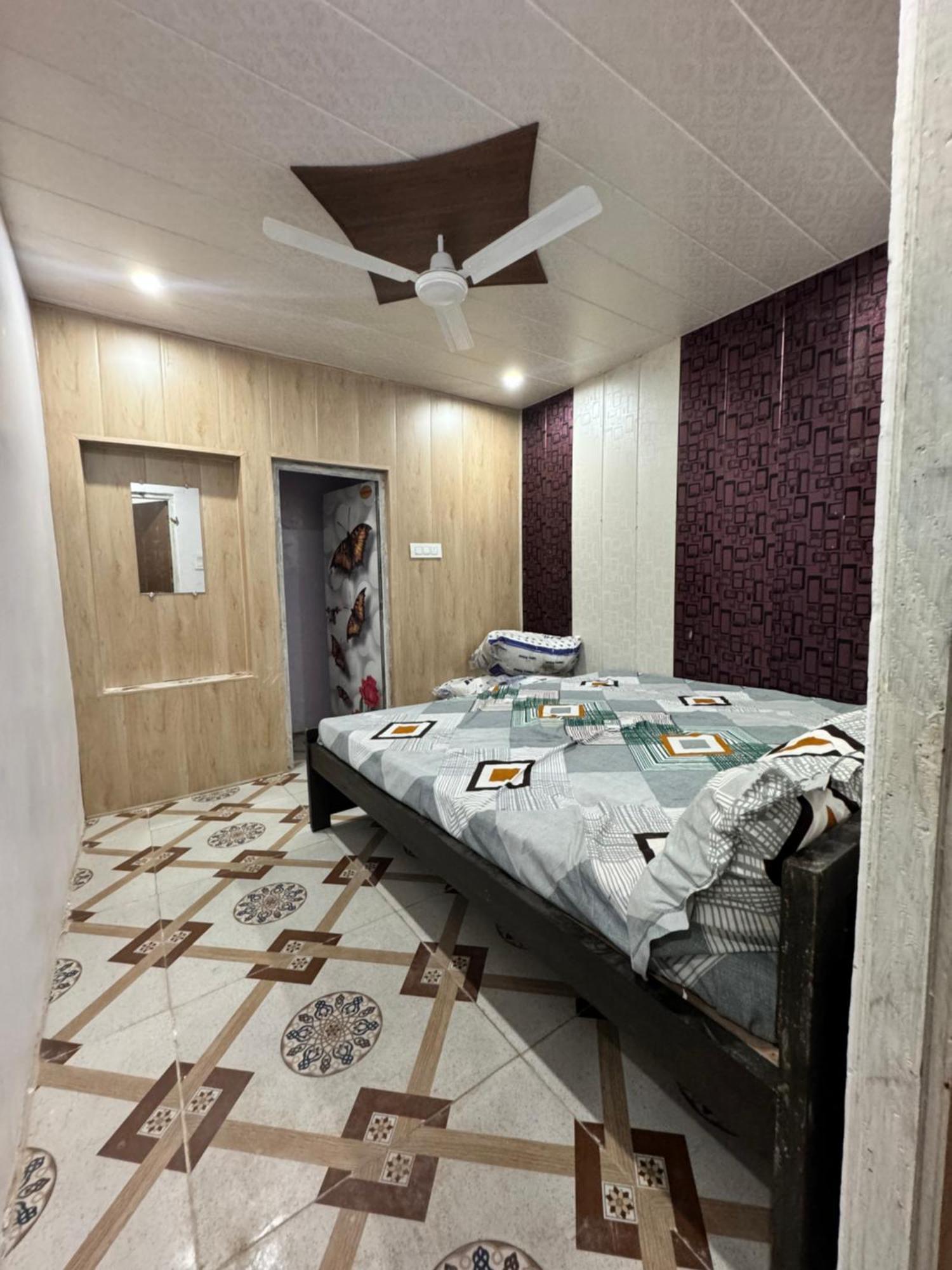 Pakhi Residency * Vrindavan