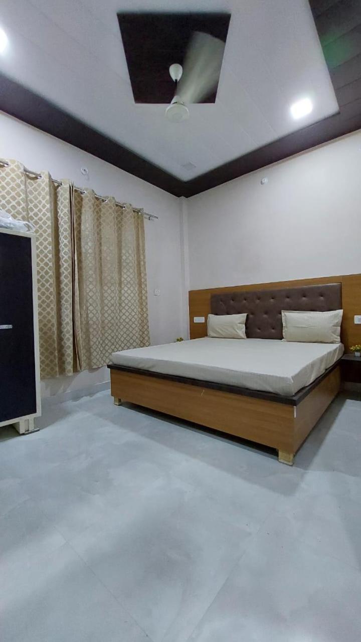 Guest house Shreeji Dham