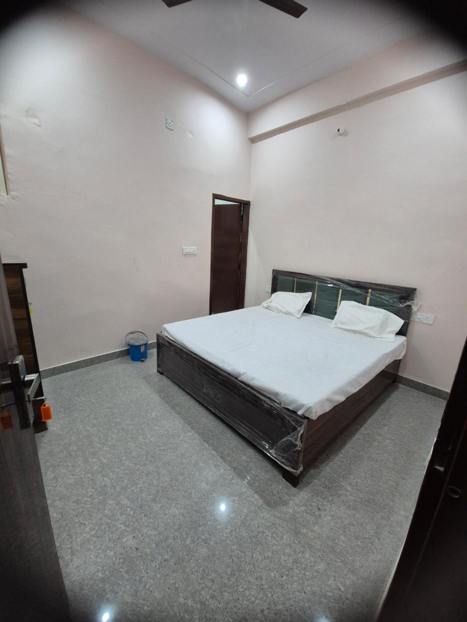 Guest house Prem Kutir