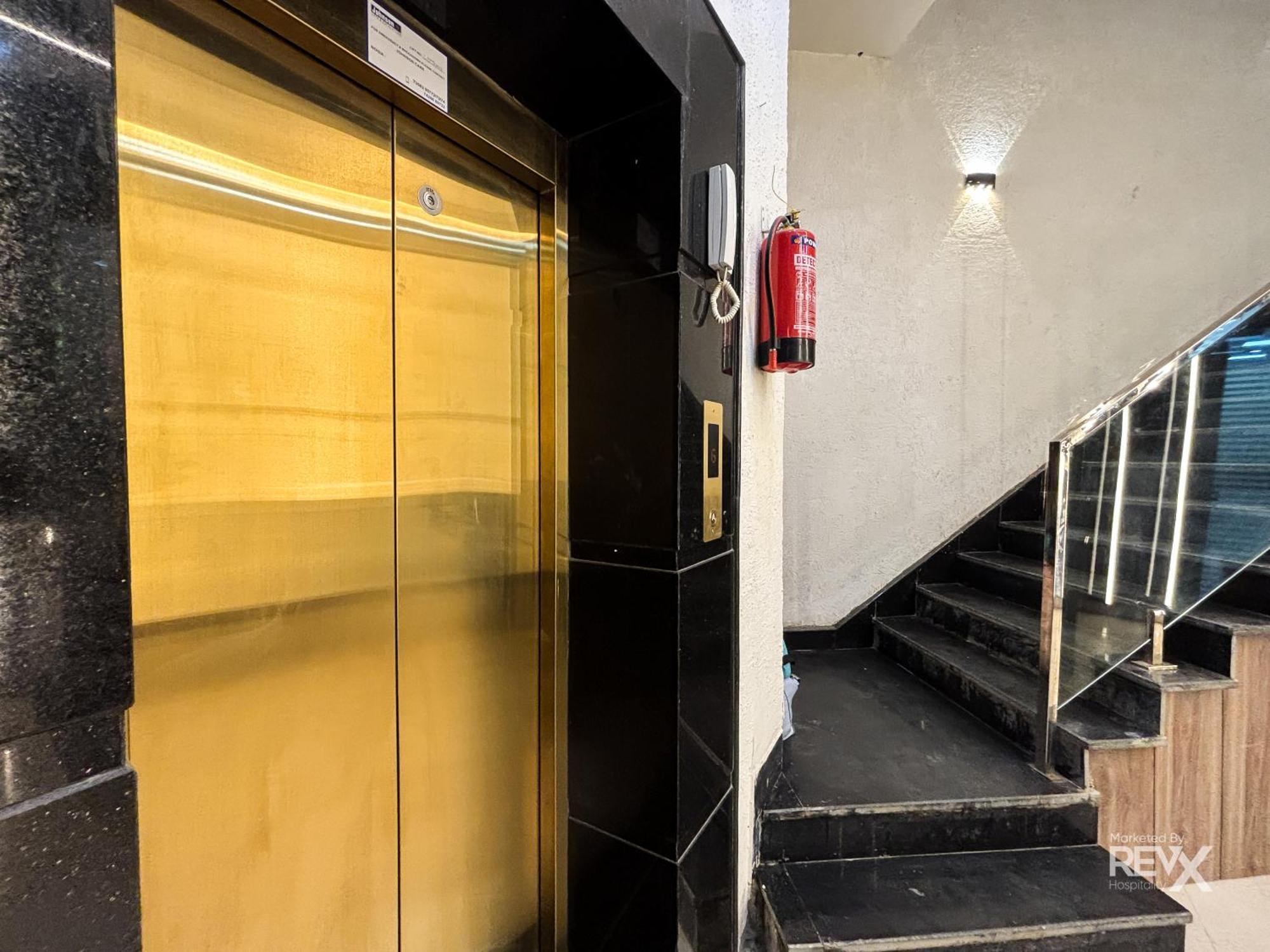 Hotel Brij Vas Vrindavan