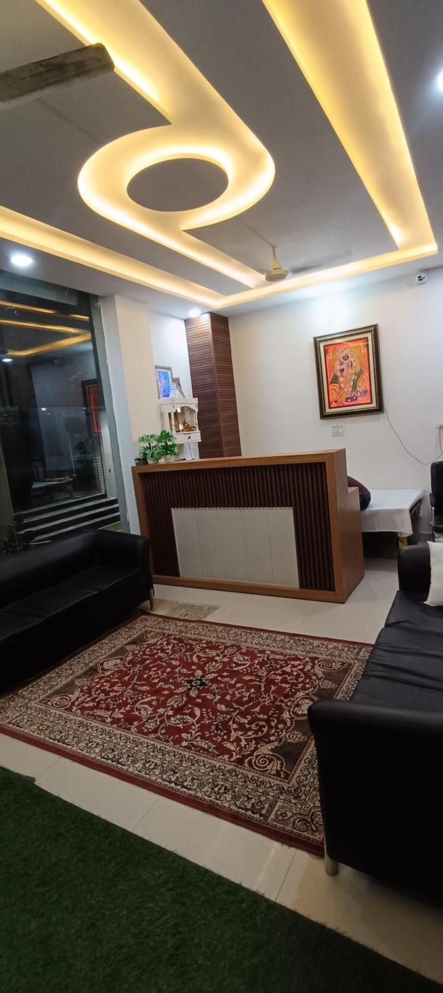 Ganga Palace -near Prem Mandir Hotel Vrindavan