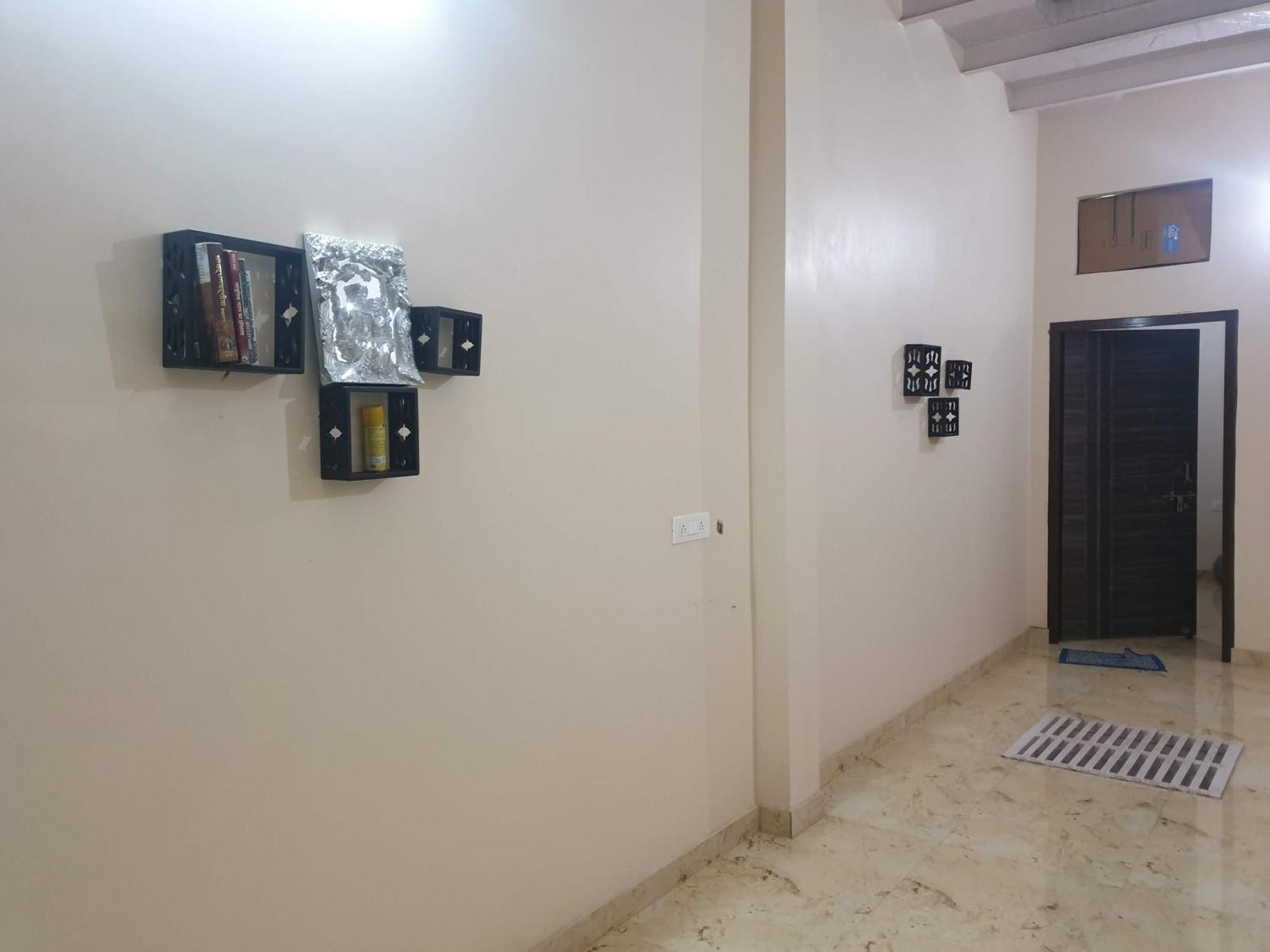 Apartment Shrijee Nivas Vrindavan