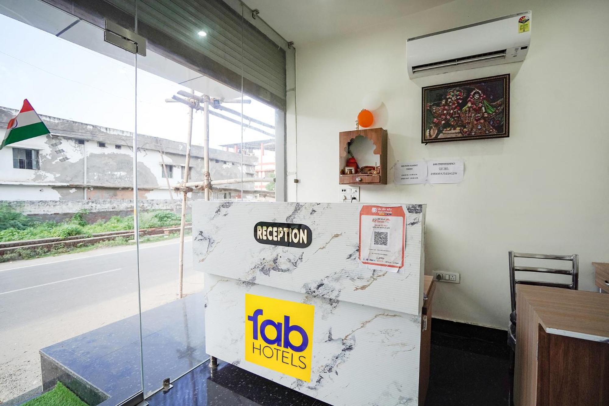 Hotel Fabhotel Shree Prem Residency 3*