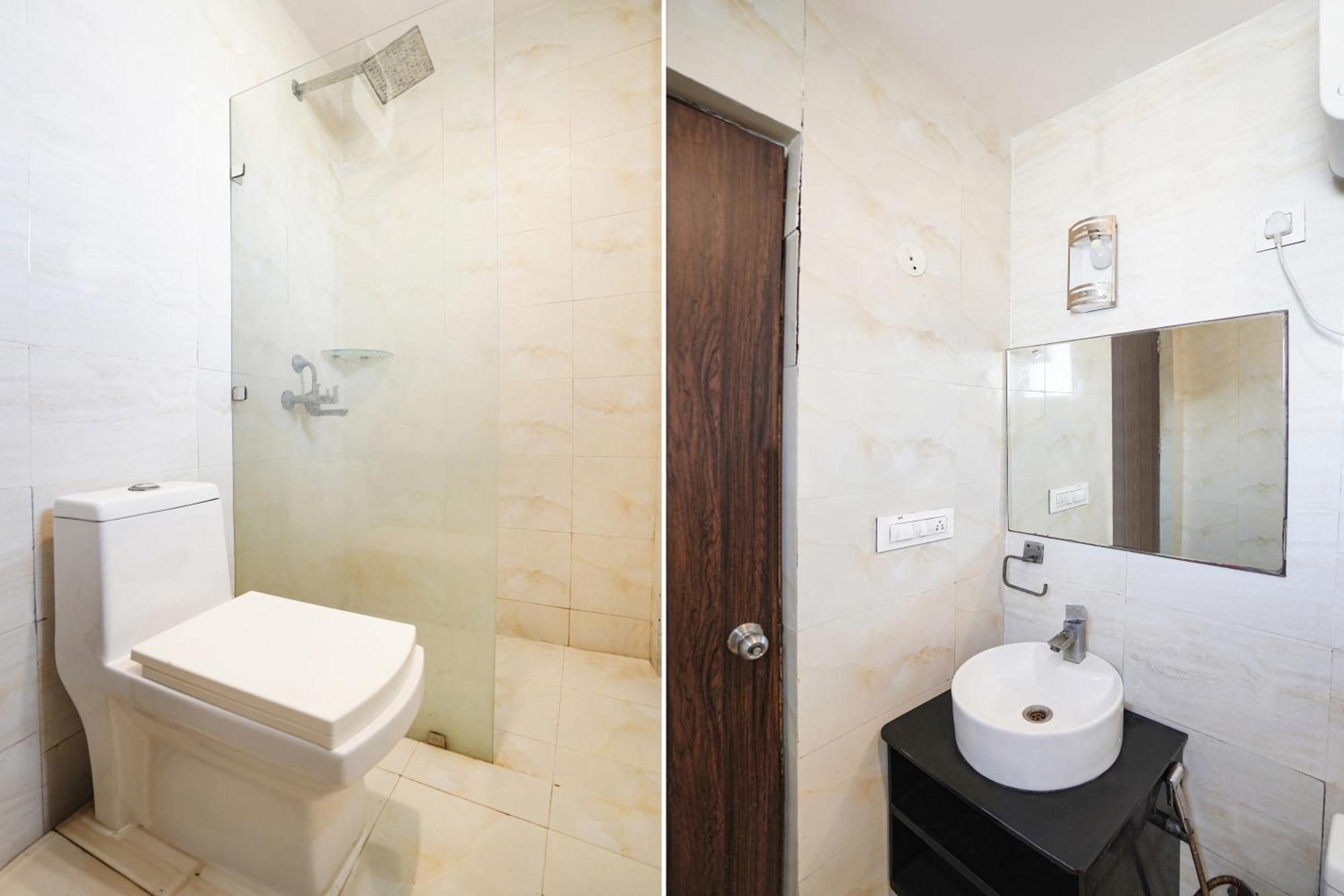 Hotel Fabhotel Vraj