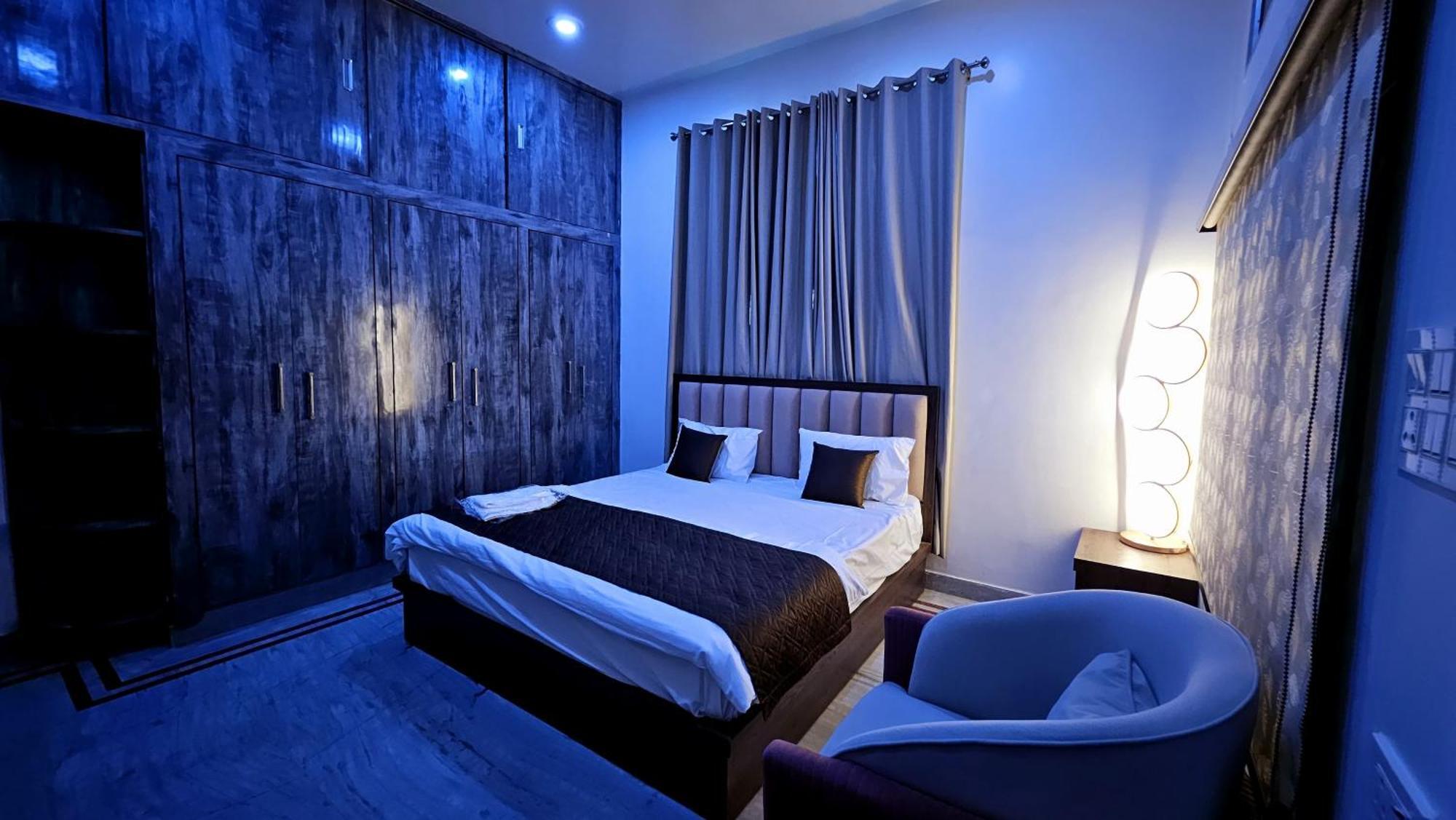 Vraj Guest house Vrindavan
