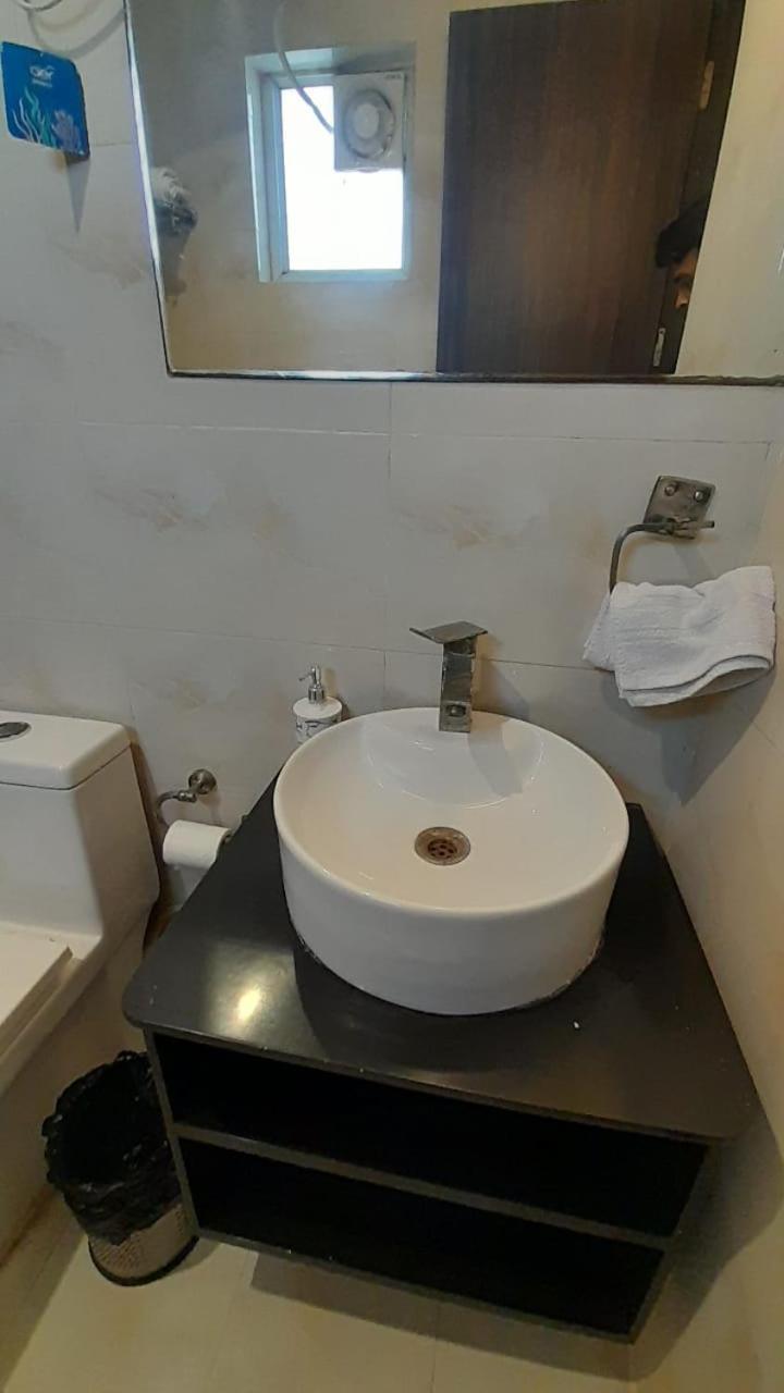Hotel Pearls And