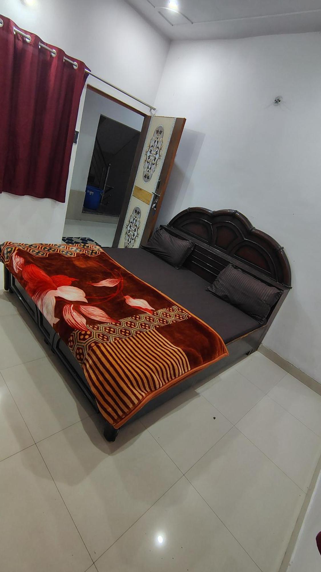 Shri Haridas Kripa Dham Ashram * Vrindavan
