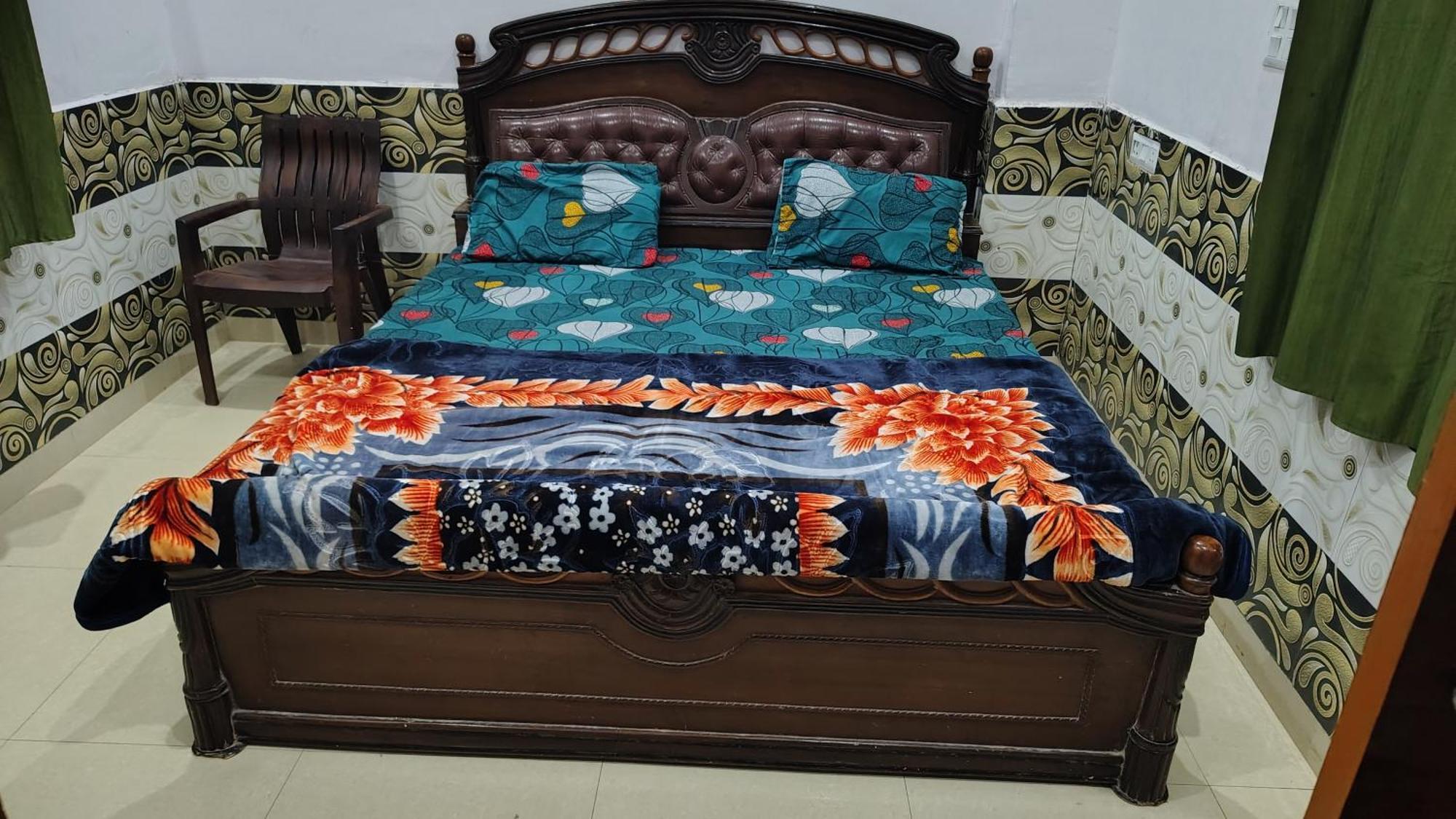Shri Haridas Kripa Dham Ashram Guest house Vrindavan