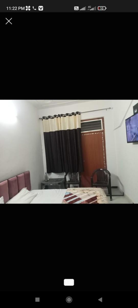 Shree Kunj Bihari Dham Guest house