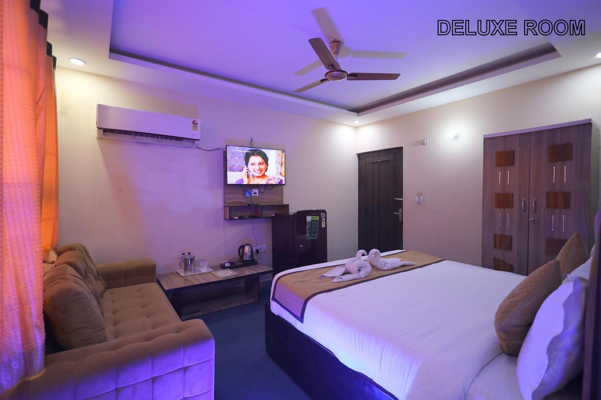Tulsi Garden Hotel Vrindavan