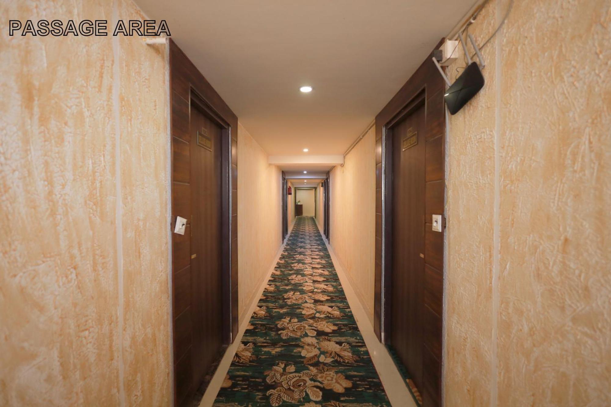 Hotel Tulsi Garden Vrindavan