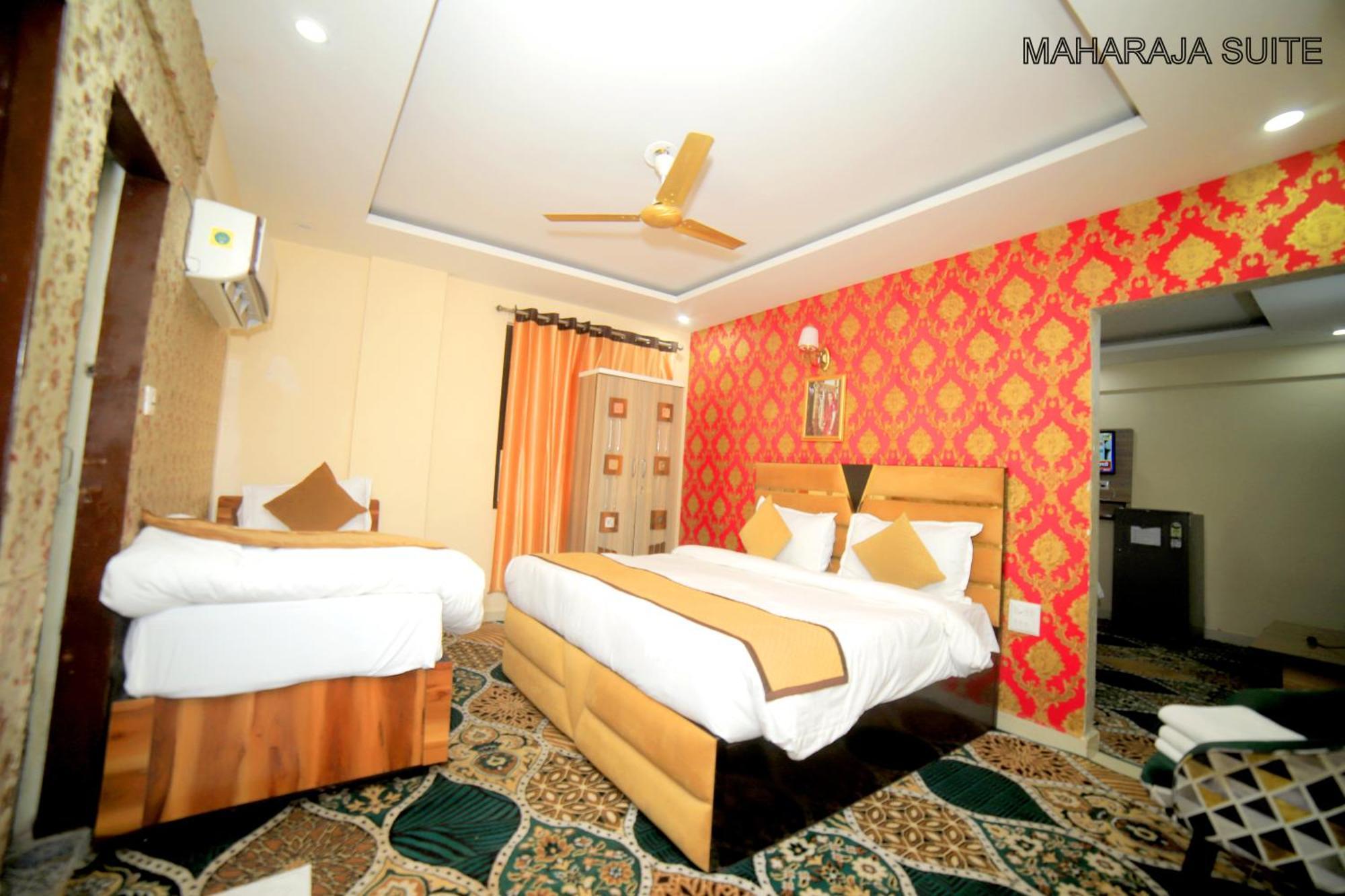 Tulsi Garden Hotel 3*