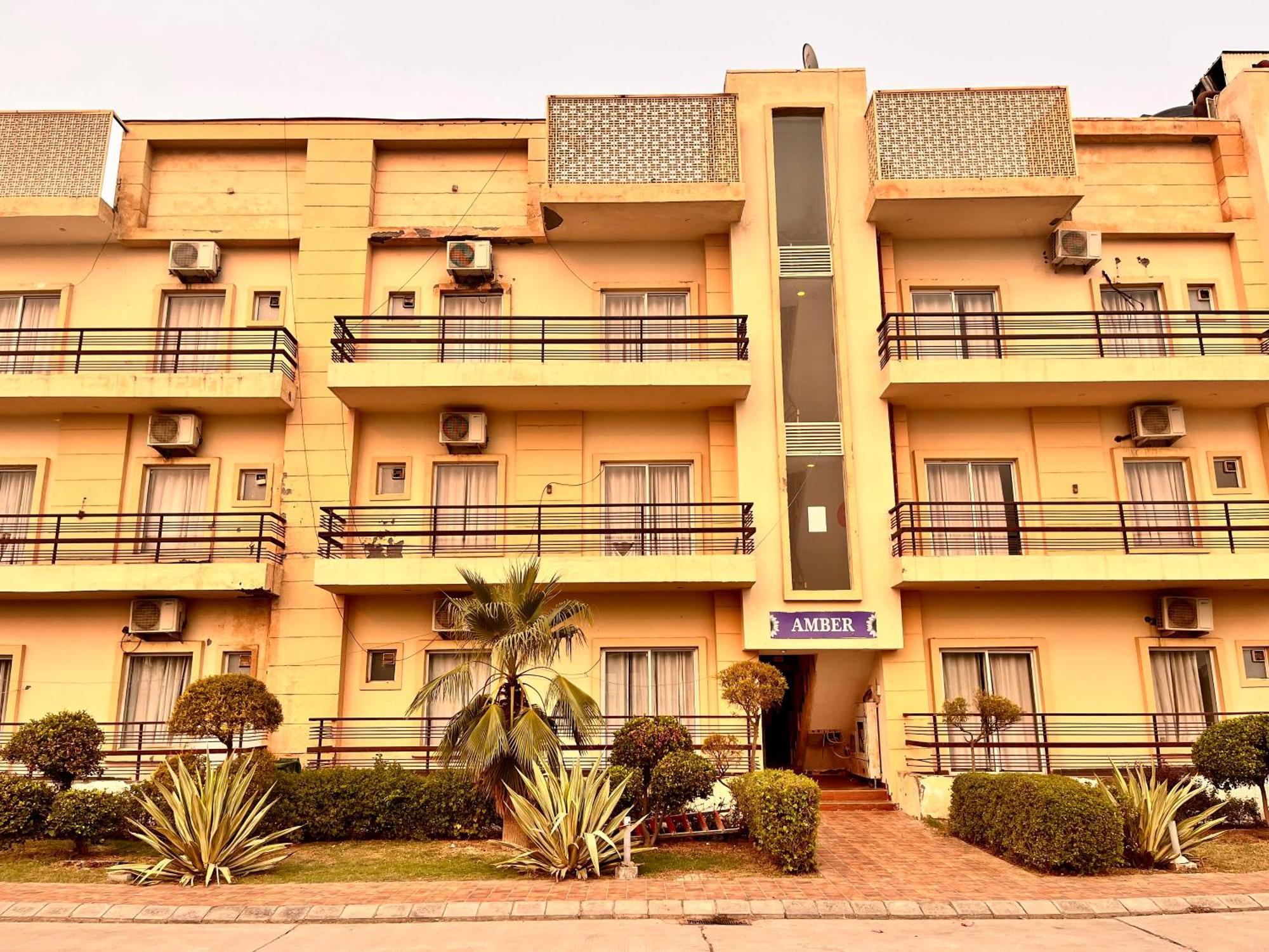 The Sapphire 1,2,3 Bedroom Available In Omaxe - A Four Star Luxury M99158-08861 Hotel