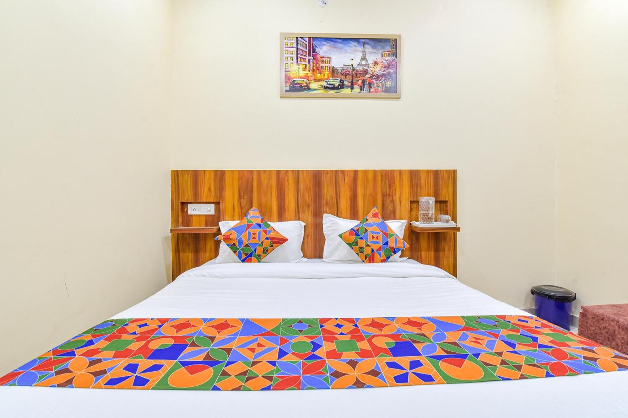Fabhotel Shri Rk Residency - Nr Pram Mandir Shree Banke Bihari Temple Hotel Vrindavan